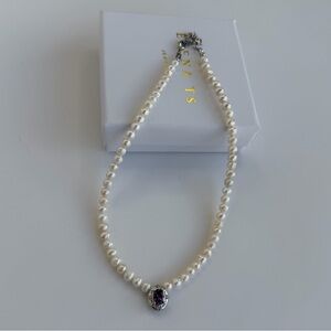 640 Elegant Pearl Choker with Purple Cubic Zirconia